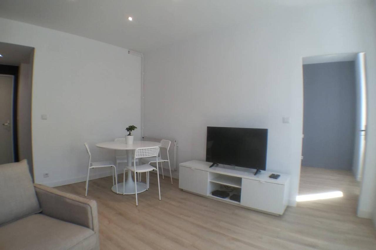 3P Cosy A Mulhouse, 55 M2 Apartment Bagian luar foto